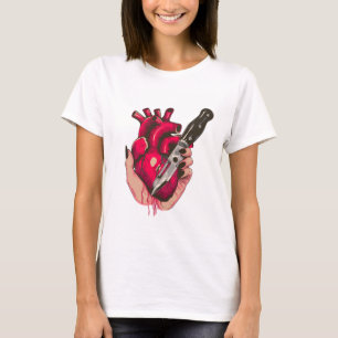 SEO Titel: Anatomisk hjärta och dolk Illustration T Shirt
