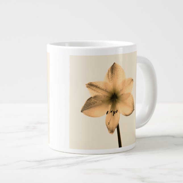 sepia amaryllis jumbo mugg (Framsida höger)