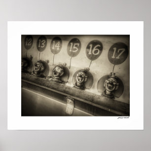 Sepia County Fair Clown Vatten Game Affisch Print