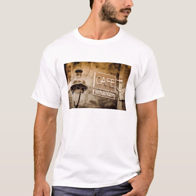 Sepia kafé skylt, Paris, Frankrike T Shirt (Framsida)