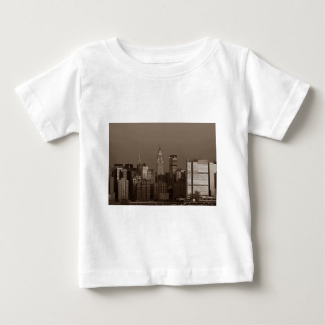 Sepia New York City Skyline T Shirt (Framsida)