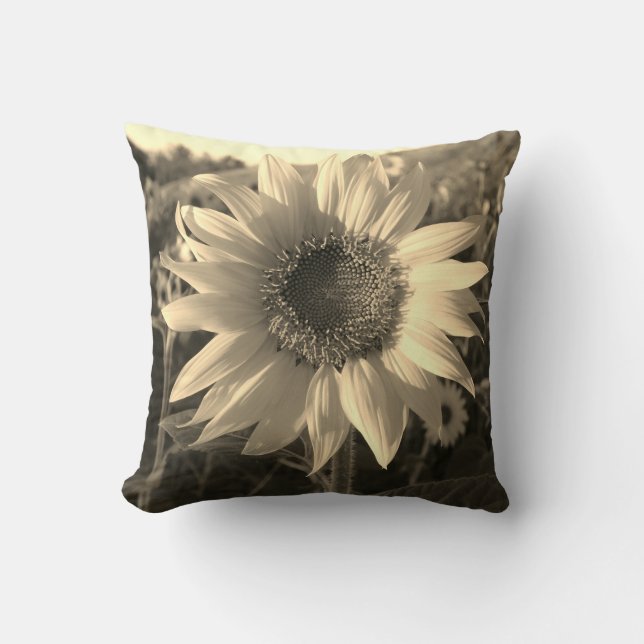 Sepia Summer Solros Pillow Kudde (Framsida)