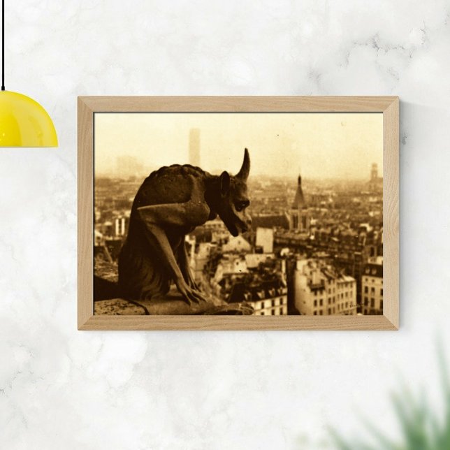 Sepia Vintage Stone Paris Gargoyle Foto Poster (Skapare uppladdad)