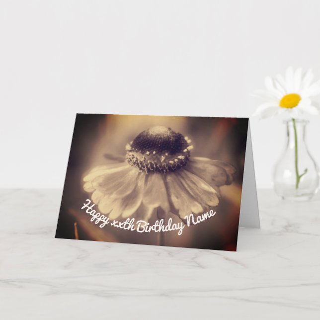 Sepia Zinnia Flower Personlig Birthday Kort (Liten växt)
