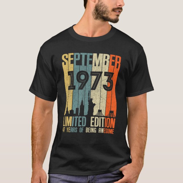 September 1973 T 47 År 1973 födelsedagspresent T Shirt (Framsida)