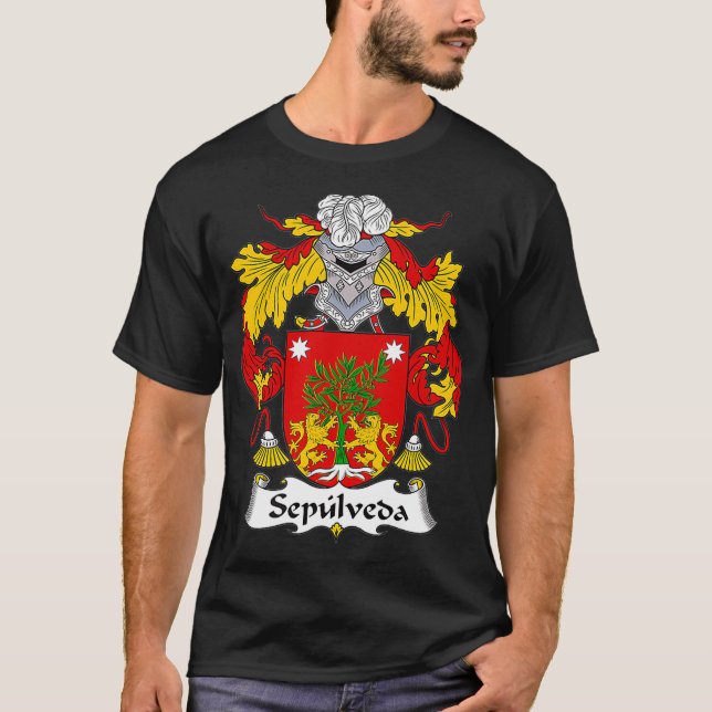 Sepulveda Jackar Arm Family Crest T Shirt (Framsida)