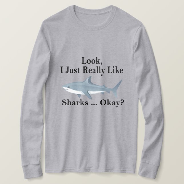 Ser jag bara Verkligen som hajar? Funny Shark T Shirt (Design framsida)