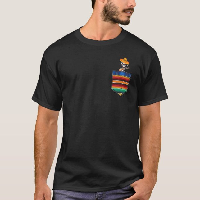 Serape Calaca Blanket Pocket Mexican Fiesta Party T Shirt (Framsida)