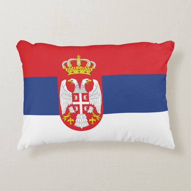 Serbiens flagga prydnadskudde (Framsidan)