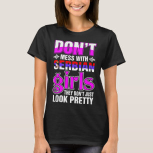 Serbisk flickaLooksöt T Shirt