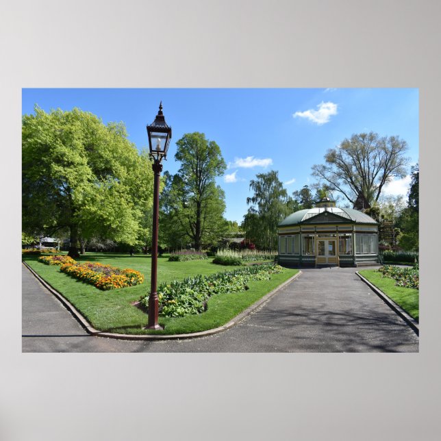 Serene Ballarat Botanical Gardens Poster (Framsidan)