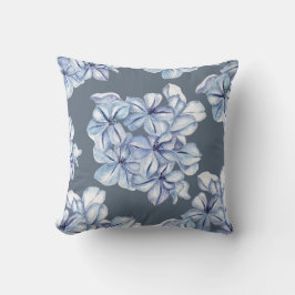 Serene Blue Bloom Pillow Kudde