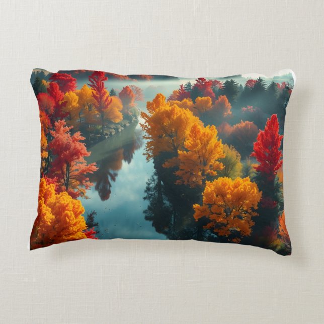 Serene River Shore Reflection Nature Art Prydnadskudde (Baksidan)