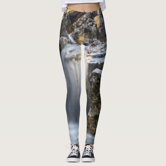 Serenity Spa Falls Leggings (Framsida)