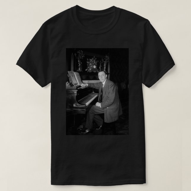 Sergei Rachmaninoff at the Piano - Circa 1915 Phot T Shirt (Design framsida)