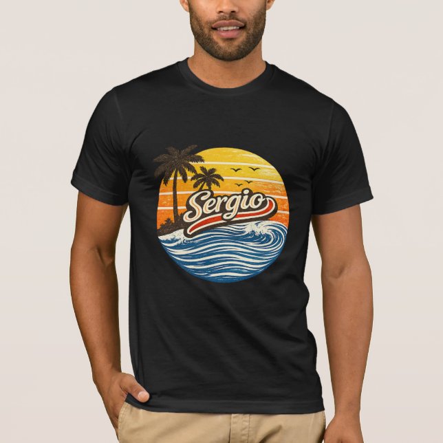 Sergio Retro Solnedgång Namn Design T Shirt (Framsida)