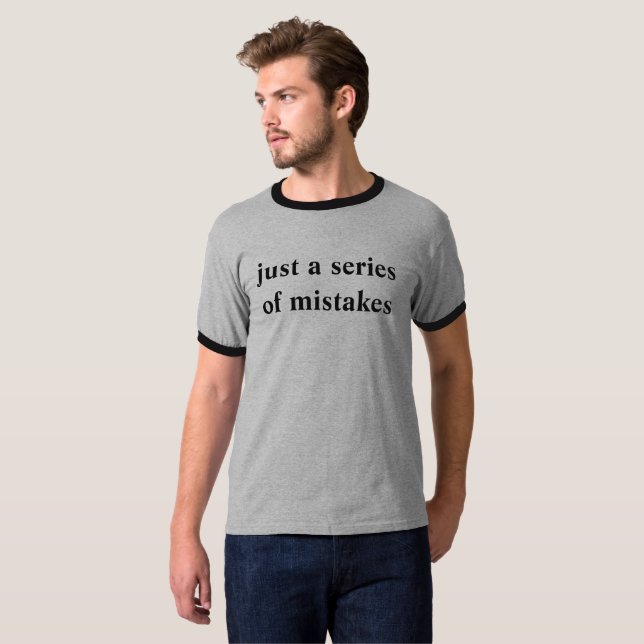 serien av missförstår tee shirt (Hel framsida)