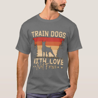 Service Dograinerrain Hundar med Kärlek Hundägare T Shirt