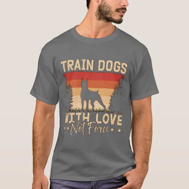 Service Dograinerrain Hundar med Kärlek Hundägare  T Shirt (Framsida)