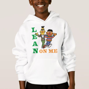 Sesame Street   Bert & Ernie Lean på mig T Shirt