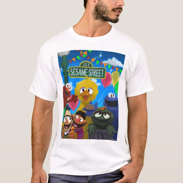 Sesame Street Characters | Party Scene T Shirt (Framsida)