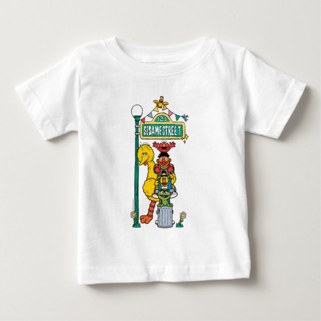 Sesame Street Characters & Street Sign Baby T-Shir T Shirt (Framsida)