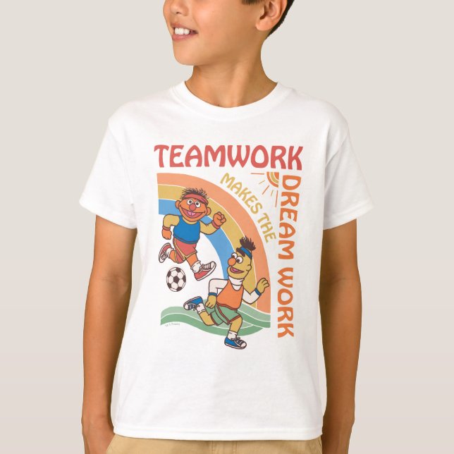 Sesame Street | Ernie & Bert Teamwork T Shirt (Framsida)