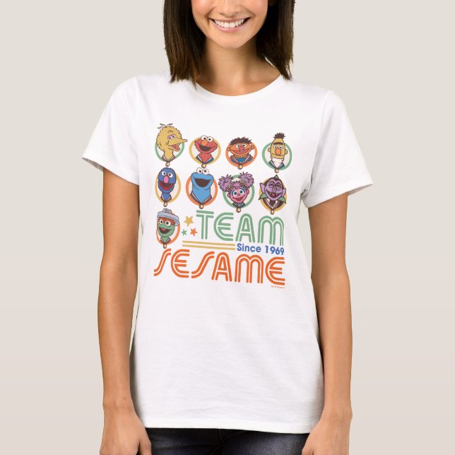 Sesame Street | Gruppens namn sedan 1969 T Shirt (Framsida)