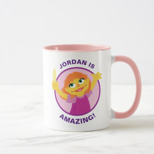 Sesame Street Julia håller fjäder Mugg