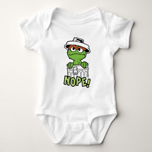 Sesame Street | Oscar the Grouch Nope! T Shirt (Framsida)