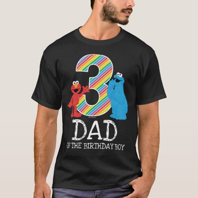Sesame Street Rainbow 3rd Birthday | Pappa T-Shirt (Framsida)
