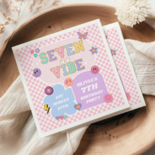 Seven är en Vibe Preppy Patch 7:e Födelsedagsfest Pappersservett