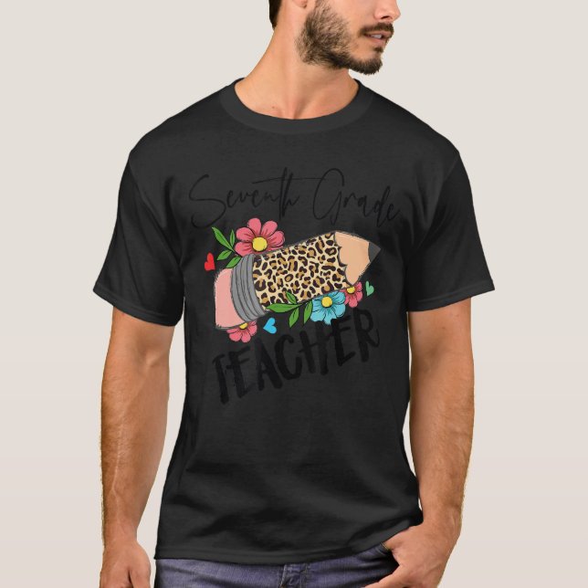 Seventh Grade Leopard Pencil 1st First Day Of Scho T Shirt (Framsida)