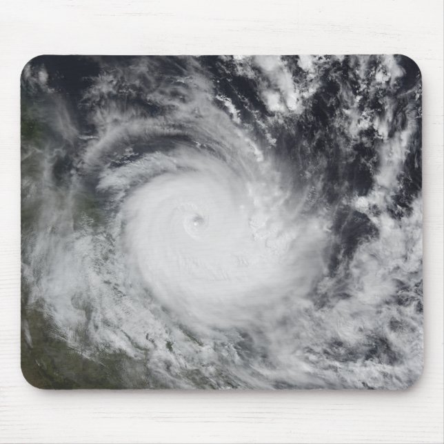 Severe Tropical Cyclone Hamish Musmatta (Framsidan)