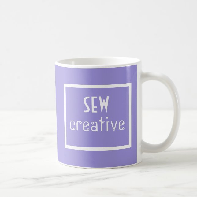 Sew Kreativ Sewing Ord Lila Coffee Mugg (Höger)