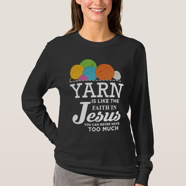 Sewing Jesus  Quilting Yarn Needle Christian T Shirt (Framsida)
