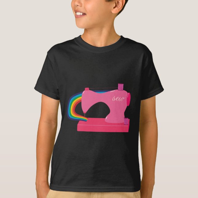 Sewing Rainbows T-shirt (Framsida)
