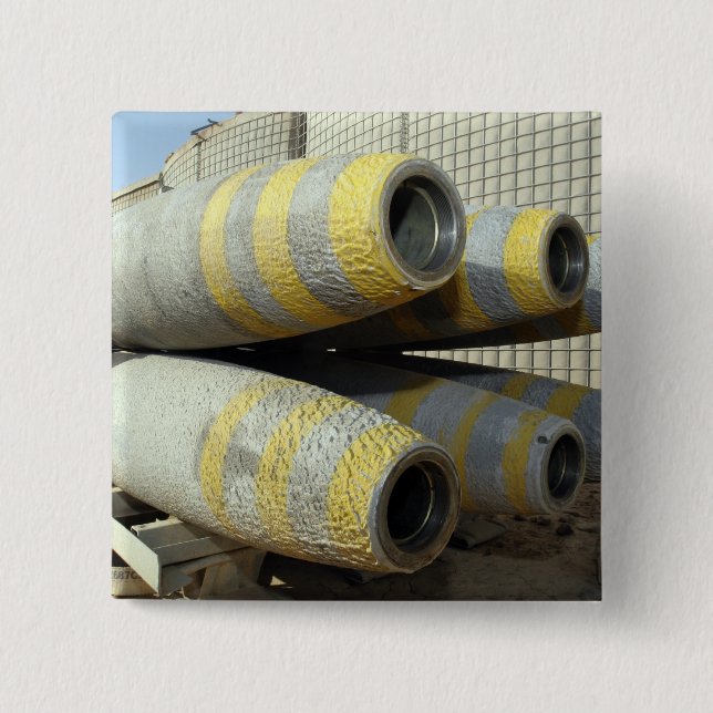 Sex GBU-12-bomber sitter i ett rack Knapp (Framsida)