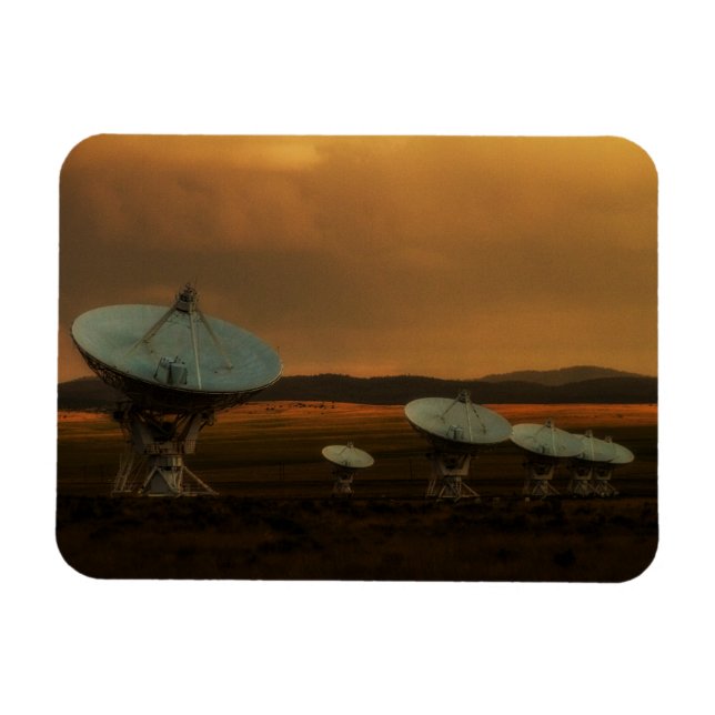 Sex satelliter i rad magnet (Horisontell)