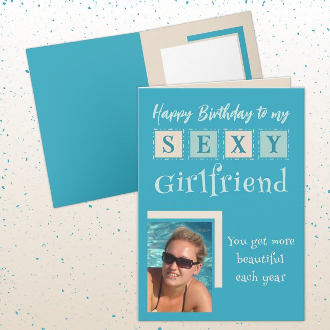 Sexy flickväns lägg till bild turkos och födelseda kort (Skapare uppladdad)