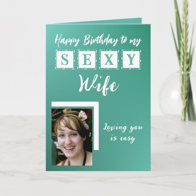 Sexy fru lägg till bild grönt födelsedag kort (Framsida)