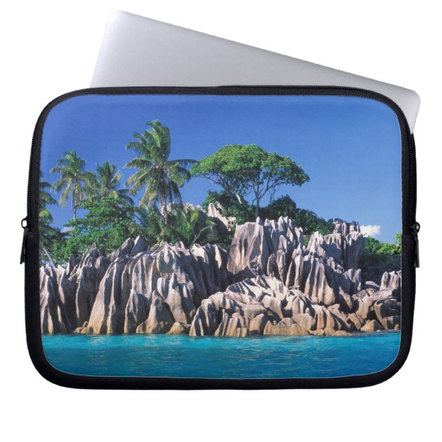 Seychellerna. Ilot St. Pierre (nära Praslin) Laptop Sleeve (Framsidan)
