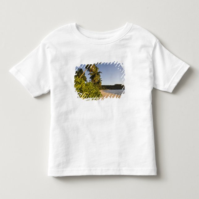 Seychellerna, Mahe Island, Anse Takamaka strand, T Shirt (Framsida)