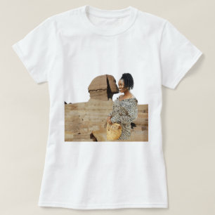 Sfinx mun Kyss Rolig Foto Humor Pytamiderna T Shirt
