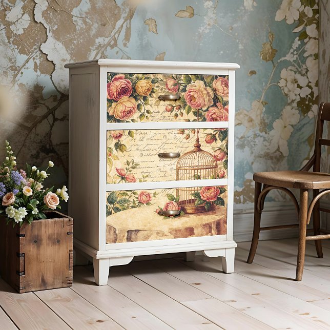 Shabby chic-fågelskåp Poster eller avböjer Papper (This is a mockup, your design may appear larger/smaller depending on size purchased.)