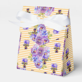 Shabby chic Gult Pansies Party Cake Favoritbox Presentaskar