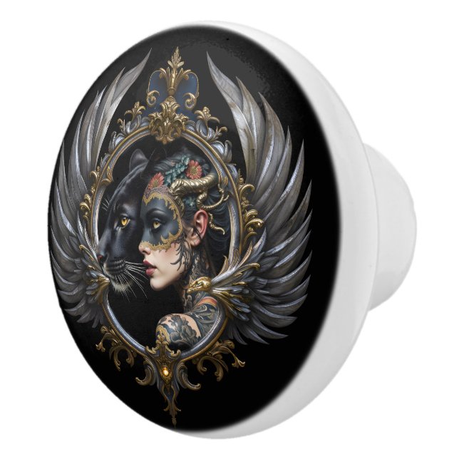 Shadow Queen – Panter Spirit Emblem.  Knopp (Höger)