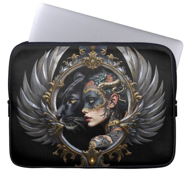 Shadow Queen – Panther Spirit Emblem. Laptop Fodral (Framsidan)
