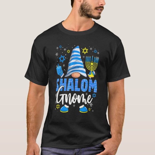 Shalom Gnome Menorah Dreidel Hanukkah Chanukah Jew T Shirt (Framsida)