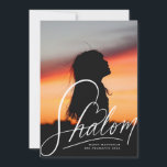 Shalom Heart Hand Lettering Hanukkah Photo Card Julkort<br><div class="desc">Handskriven "shalom" med hjärta,  redigerbar färg och ; valfritt meddelande på baksidan eller lägg till fler foton</div>